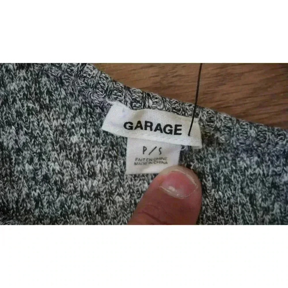 NWT Garage Long Sleeve One Shoulder Salt & Pepper - Size P/S - Picture 4 of 12